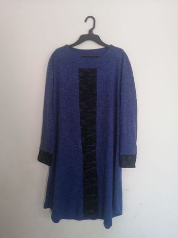 Robe pull avec dentelle neuf TU