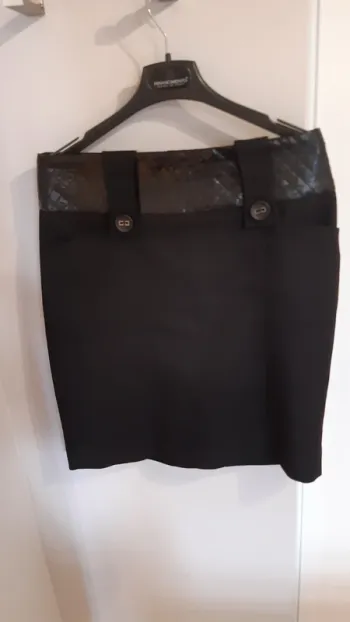 Jupe noire jus d'orange taille 2