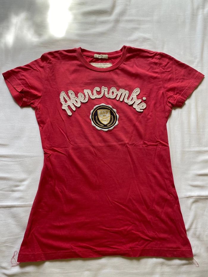 T-shirt Abercrombie rose