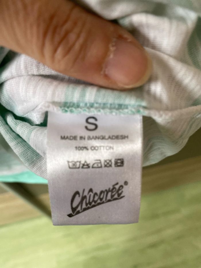 T-shirt court taille S - photo numéro 4