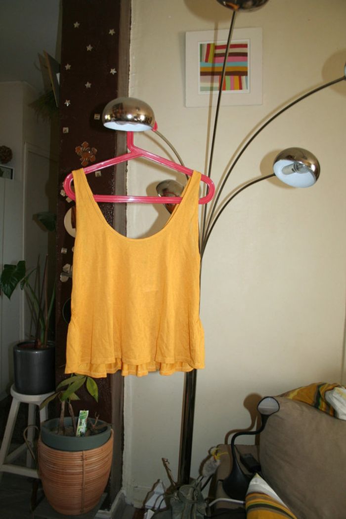 🌸Top fit fluide moutarde brodé à bretelles Taille 38 "Mango" Neuf 🌸 - photo numéro 3