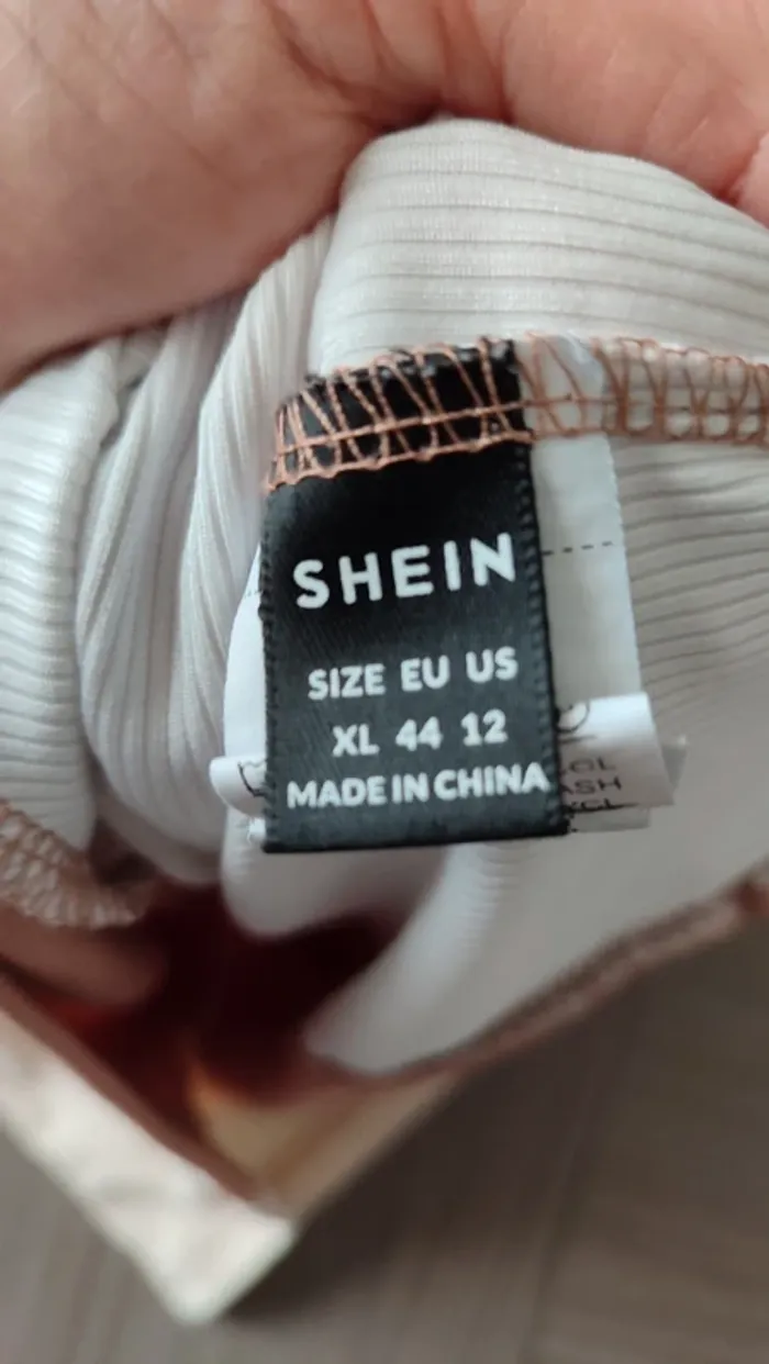 Haut Shein - photo numéro 2