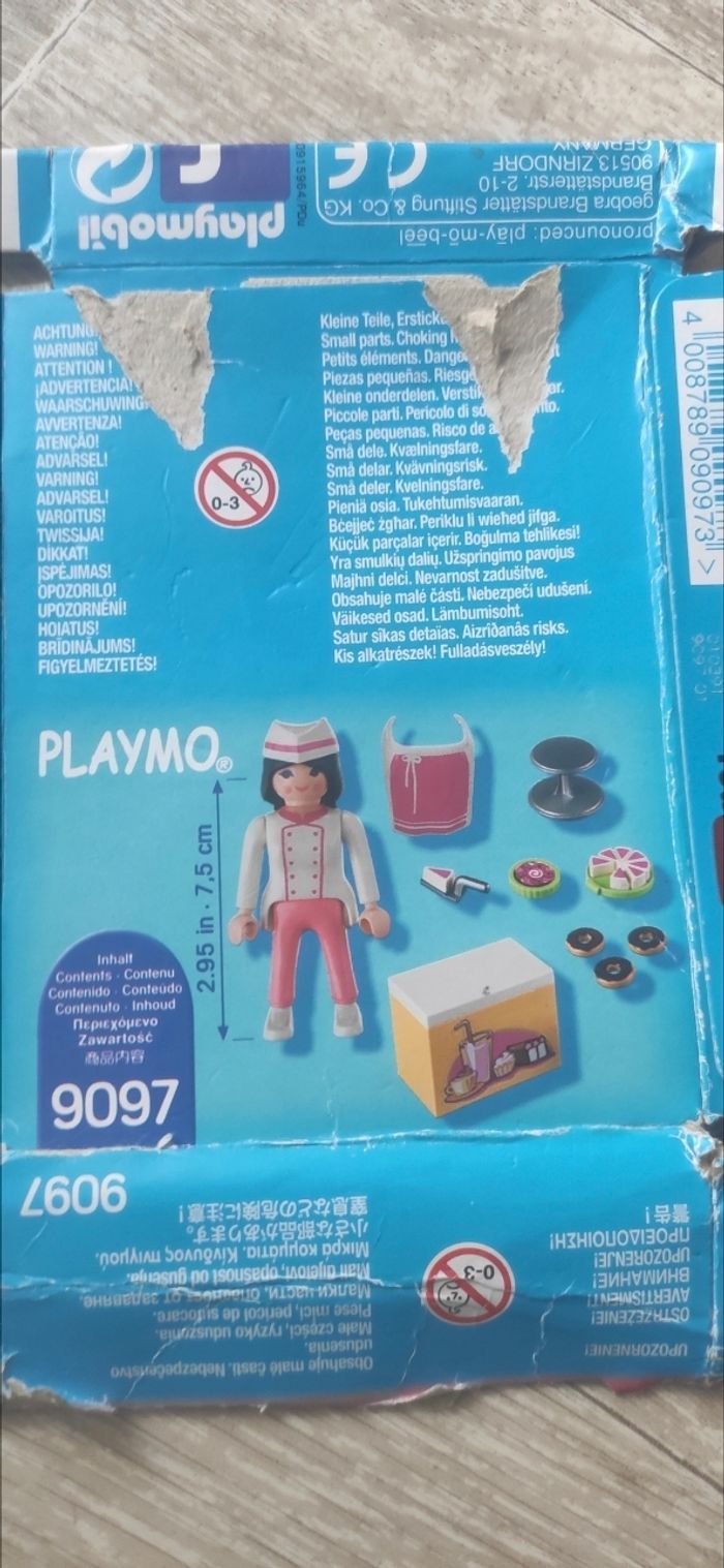 Pâtissière avec Gâteaux Playmobil - photo numéro 3