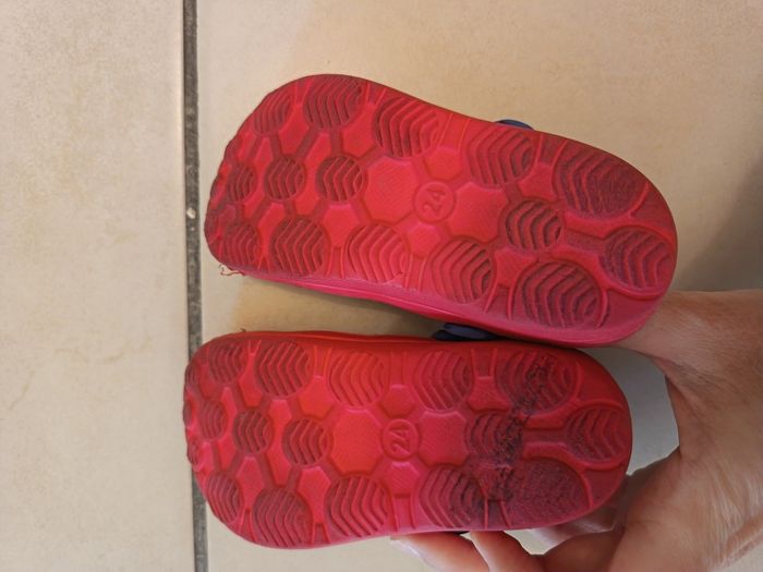 Crocs rouge hélicoptères T24 - photo numéro 6