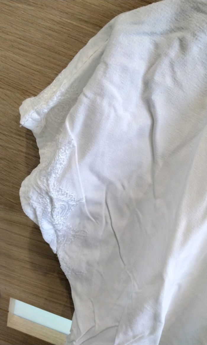 Blouse T-shirt manches courtes - 40/42 - photo numéro 3