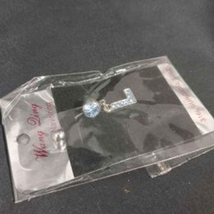 Piercing nombril avec strass bleu - photo numéro 4