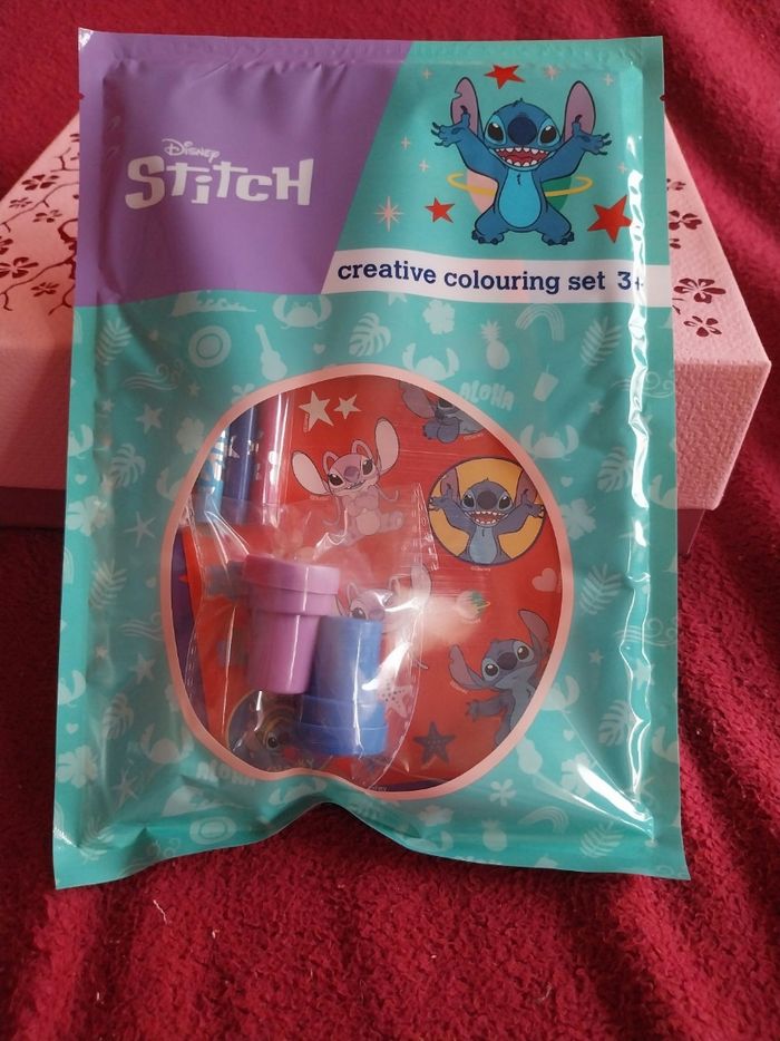 Set de coloriage stitch et Angel