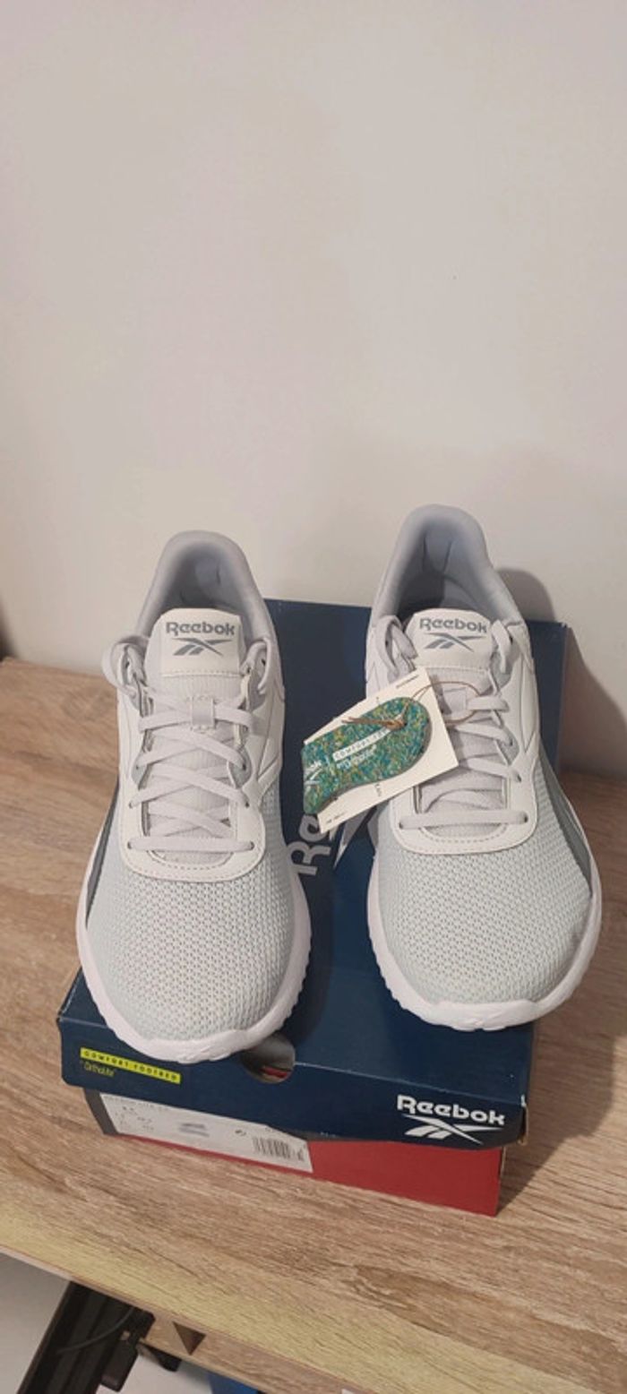 Baskets Reebok lite 3 - photo numéro 2