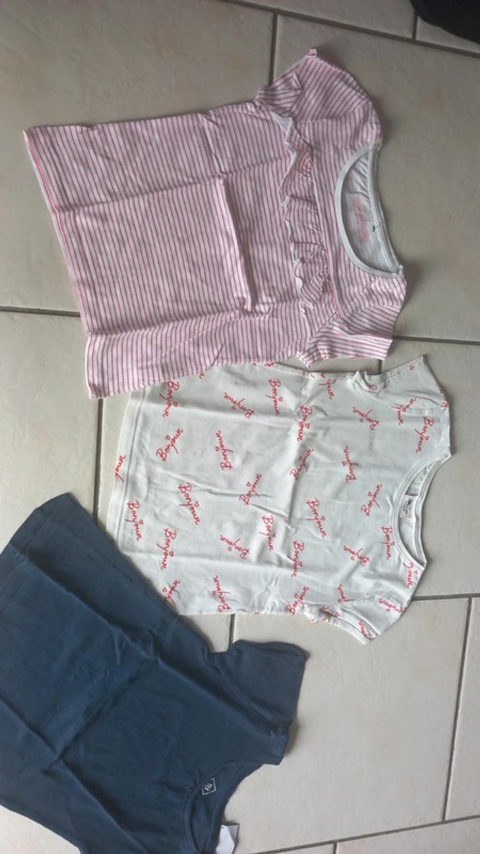 Lot de 3 tee shirts fille 6 ans tbe