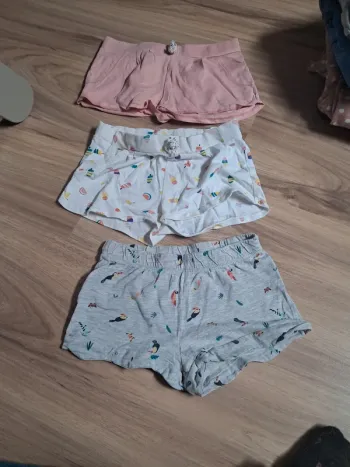 Lot de 3 short fin fille taille 6 ans