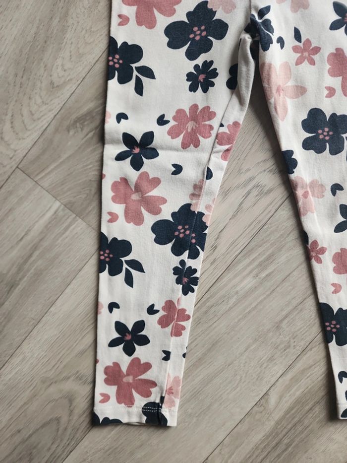 Ensemble legging sweat shirt fleuris 2/3ans - photo numéro 2