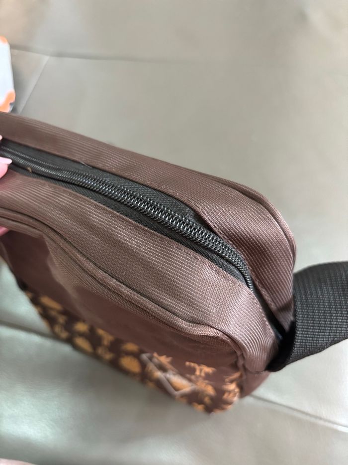 Sacoche / pochette bandoulière - photo numéro 2