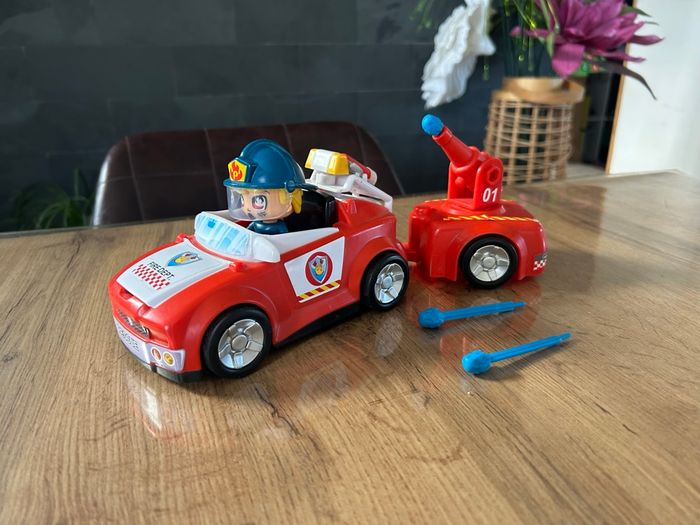 Pinypon action - le véhicule pompier