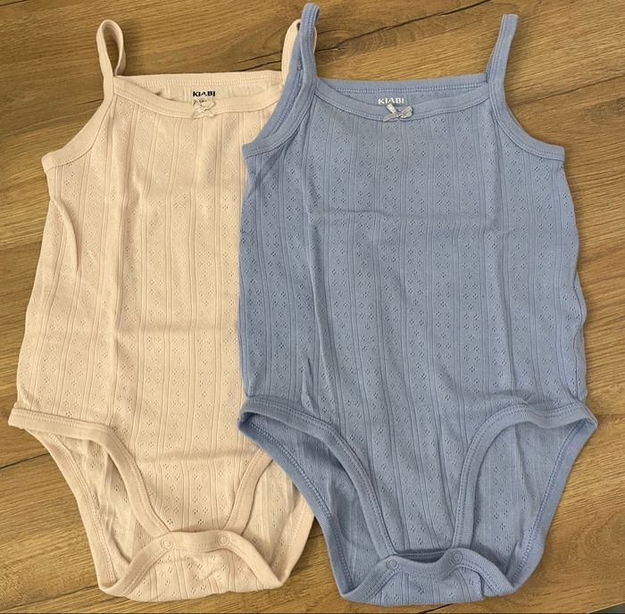 Lots 2 Bodies Kiabi Fille Taille 3 ans Kiabi - photo numéro 7