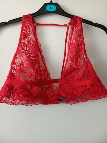 Haut de lingerie