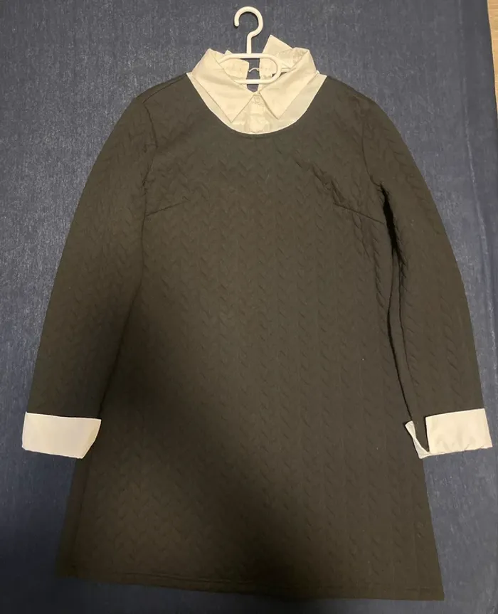 Black dress - photo numéro 3