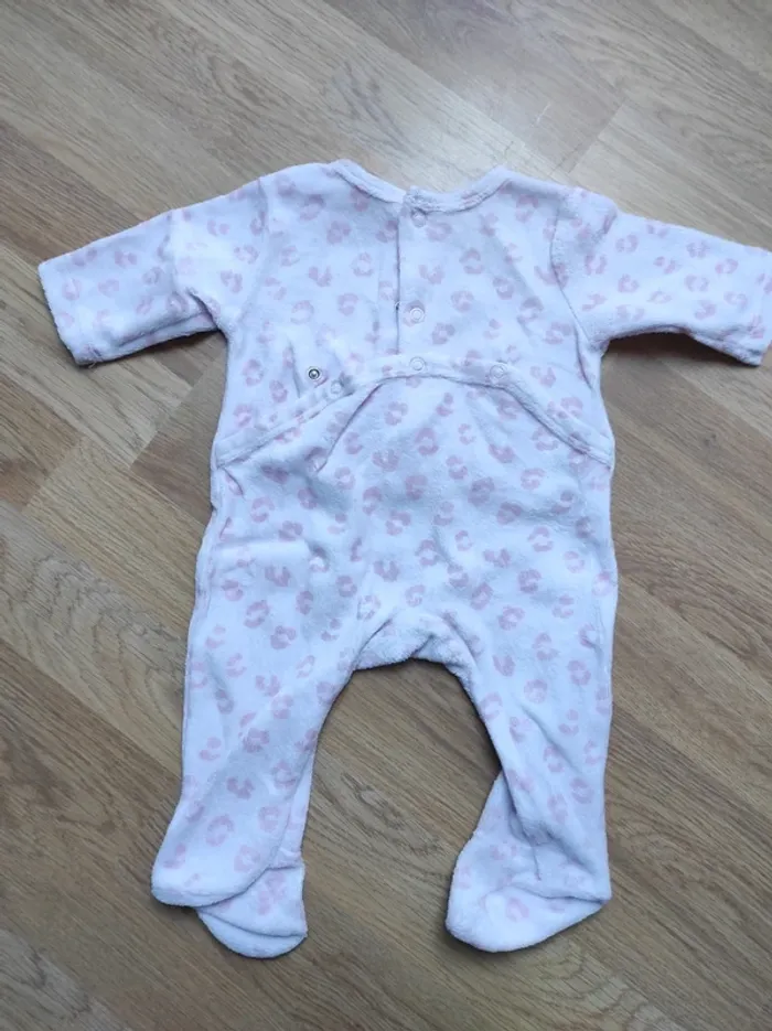 Lot de deux pyjamas 1 mois - photo numéro 8