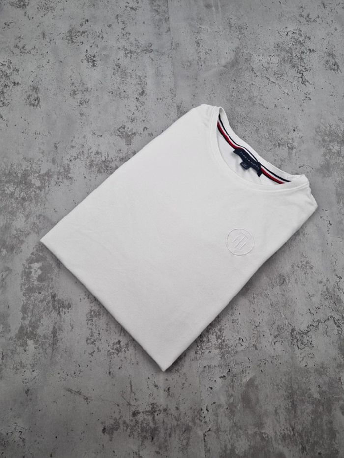 T-shirt blanc Tommy Hilfiger, S Femme (mesures en photos)