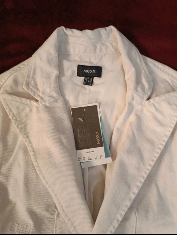 Veste en jeans blanche Mexx neuve avec étiquette en taille 38. - photo numéro 2