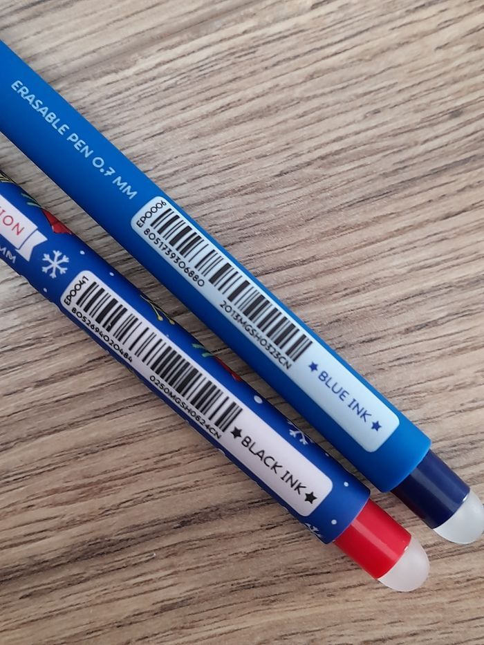 Stylos Legami Père Noël UK et requin fâché - photo numéro 7