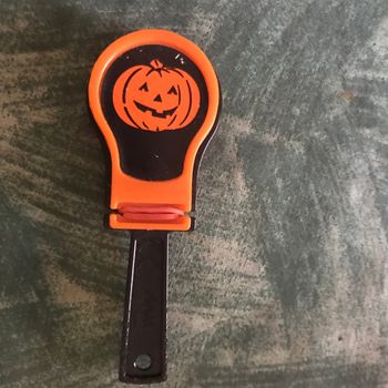 mini jouet d'halloween * prix 0.50 cts * kiki60230