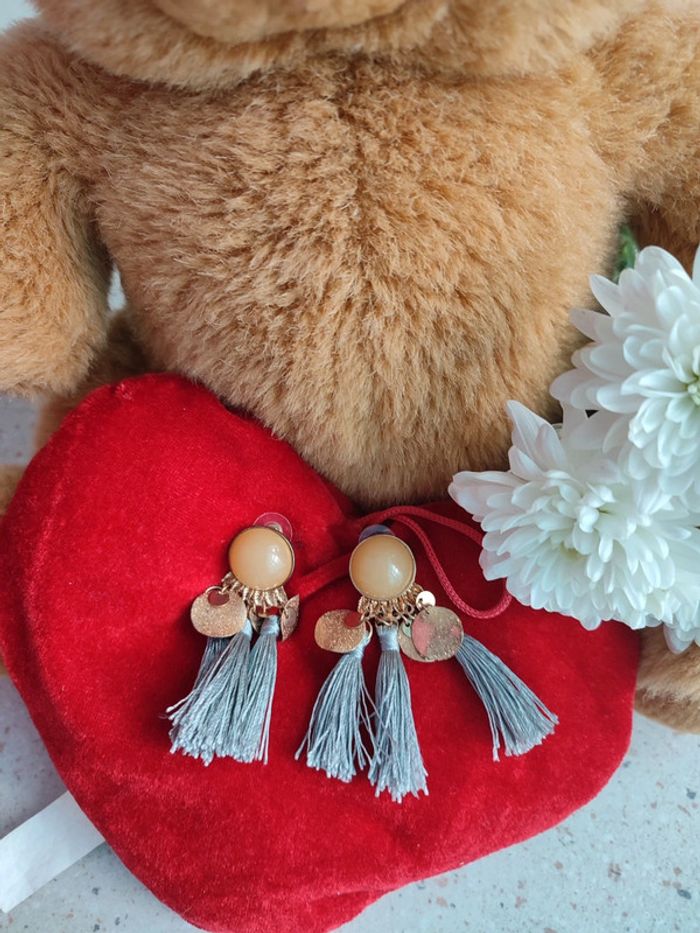 Boucles d'oreilles pendantes - photo numéro 2
