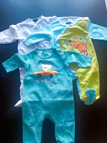 Lot pyjamas velours 6 mois