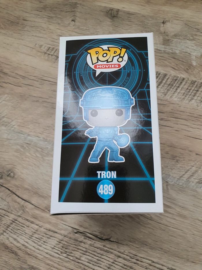 Funko pop tron #489 version chase GITD - photo numéro 5