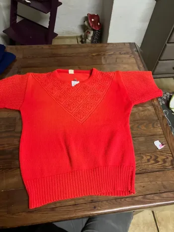Pulls rouge manche courte @