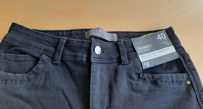 Jean noir neuf Primark, femme, taille 40 - photo numéro 5