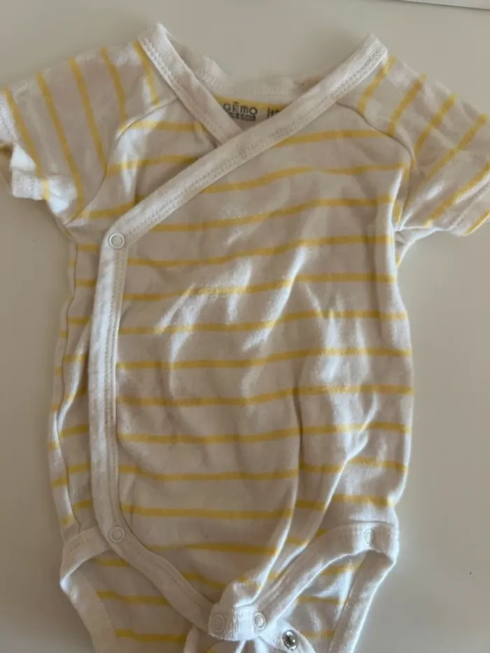 Lot de 3 bodies - photo numéro 2