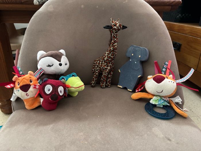 Lot première âge - marionnette / anneau de dentition