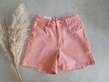 Short Taille 36 Vendu seul