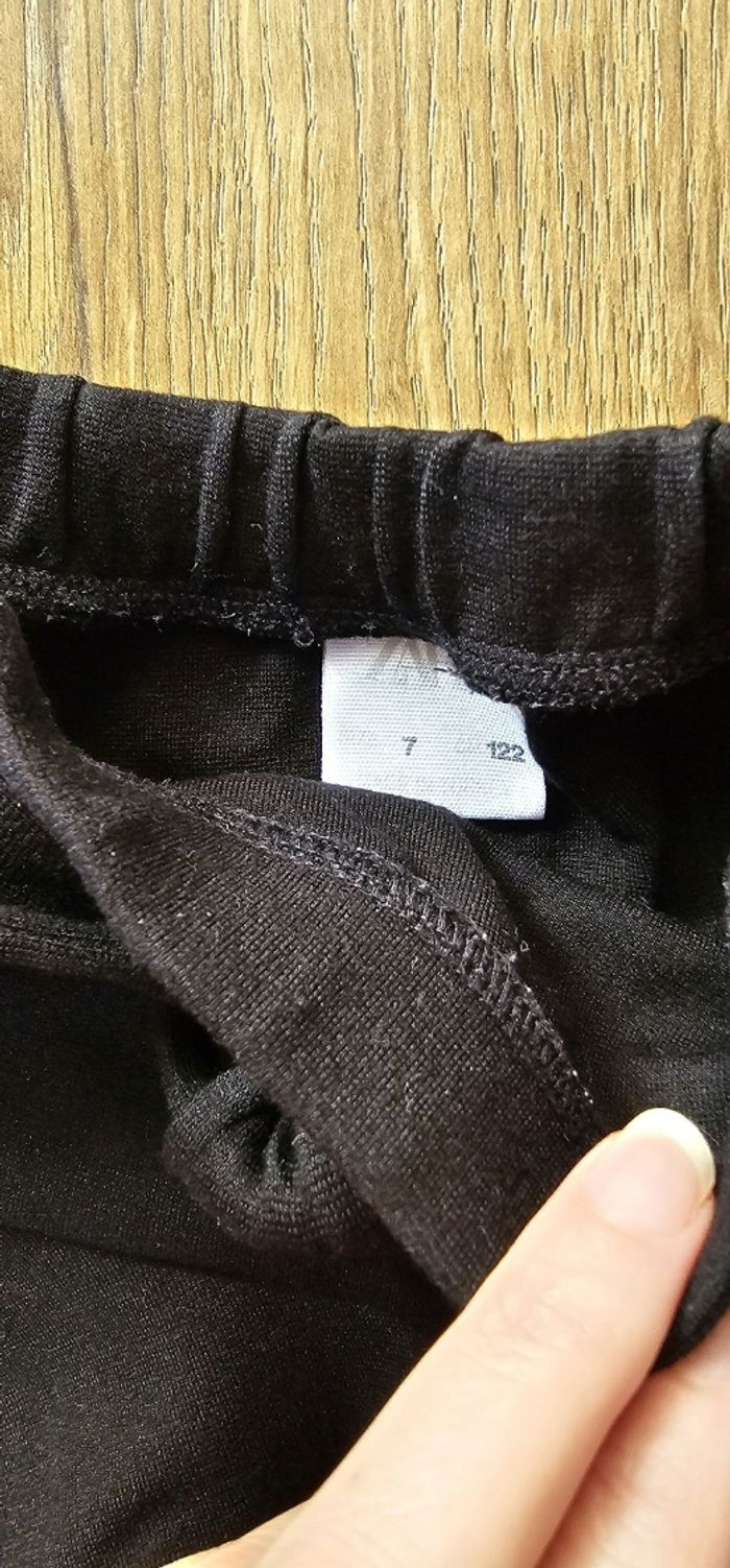 Jupe Zara 7 ans noir - photo numéro 3