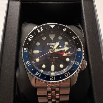 Montre SEIKO gmt automatic