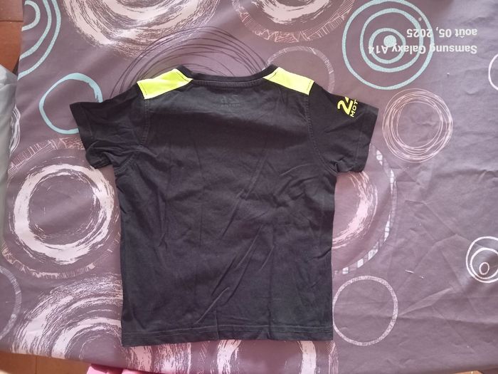 Tee-shirt - photo numéro 2