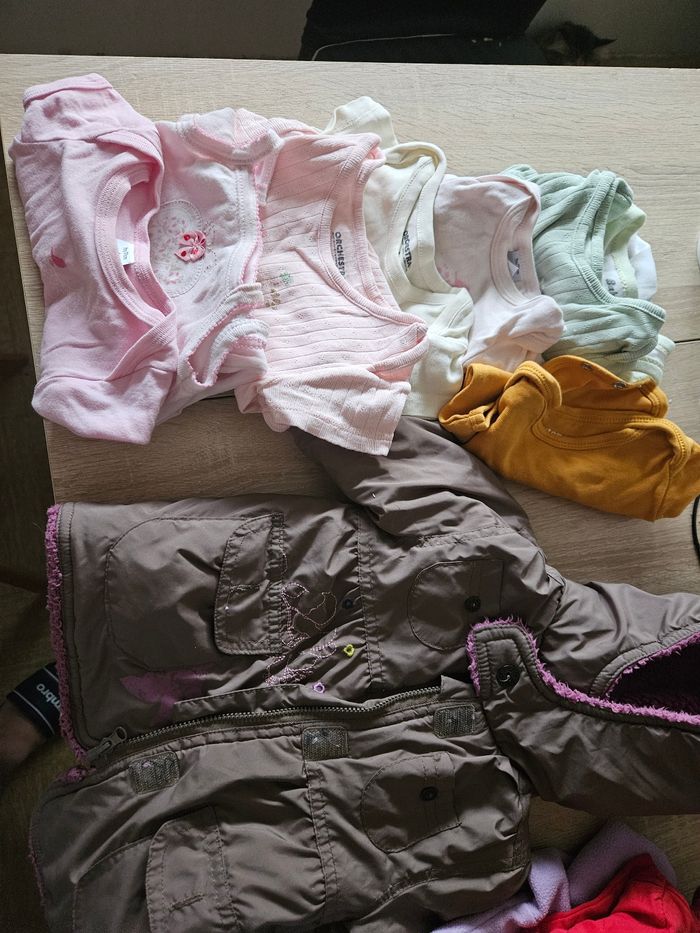 Lot vêtements bébé fille 9mois - photo numéro 8