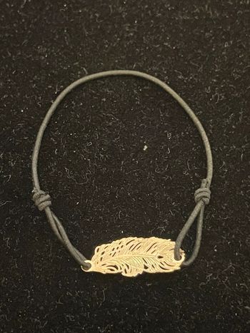 bracelet plume