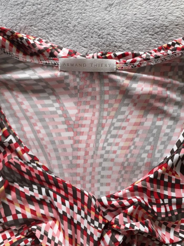 Haut femme multicolores T2 neuf - photo numéro 2