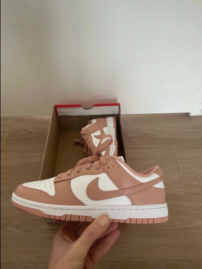 Nike Dunk Low