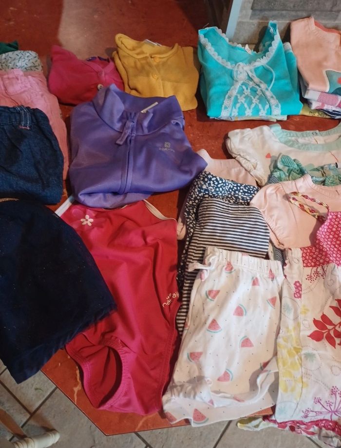 Lot de vêtements fille taille 12 mois été - photo numéro 3