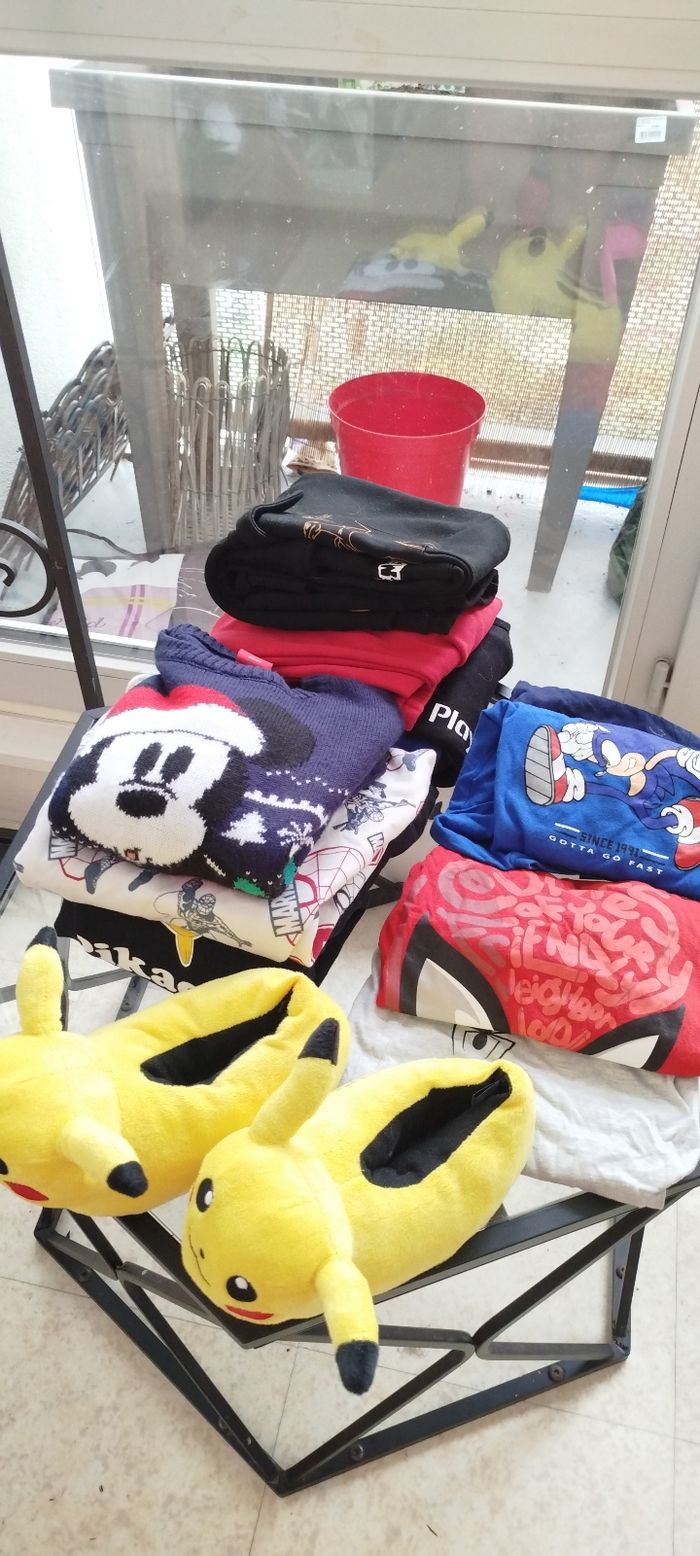 Lot pour enfants de 8/10 pas séparer ☺️ - photo numéro 4