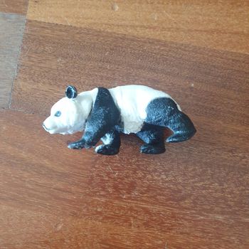 figurine Panda en très bon état
