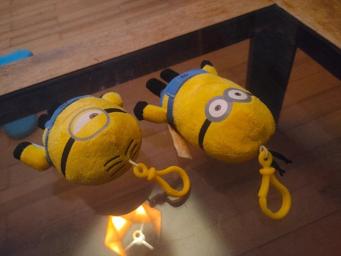 Lot de 2 porte-clés Minions peluche - photo numéro 3