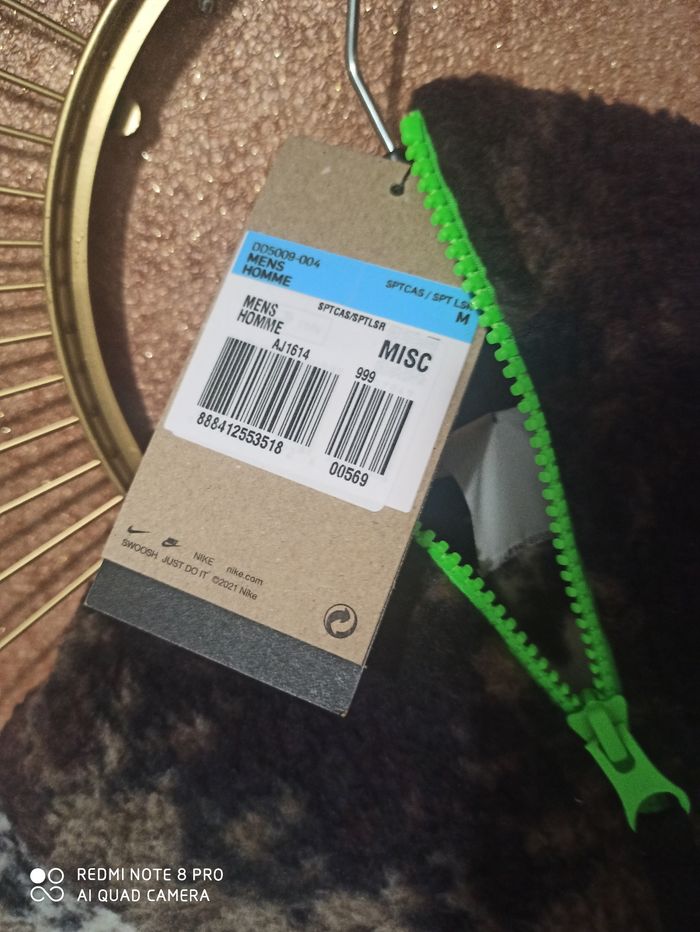 Sweat Capuche Polaire matière style mouton 
Nike Authentique - photo numéro 4