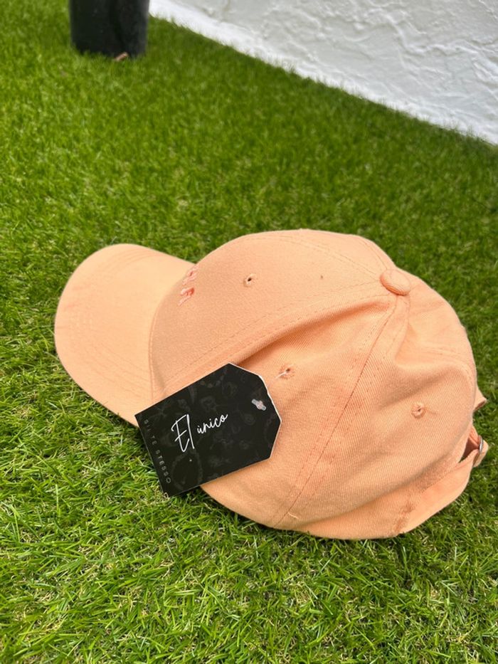 Très belle casquette neuve - photo numéro 3