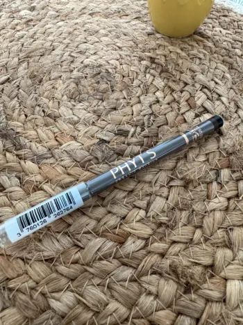 Phyt's Crayon Yeux Noir Envoûtant 1G, à utiliser 24 mois après ouverture valeur 11,3€