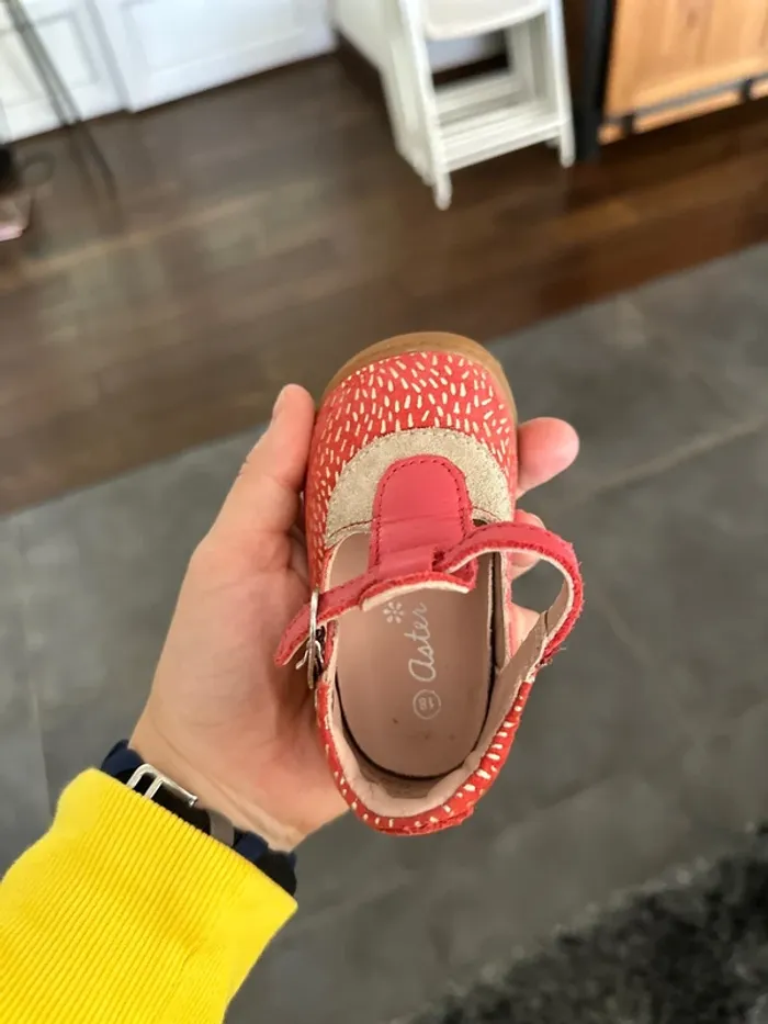 Chaussures, fille - photo numéro 3