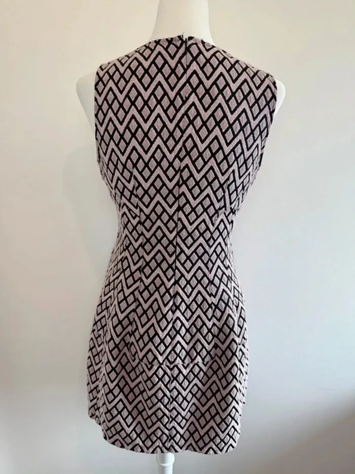 Robe Pinko femme en coton rose et noire taille 40 parfait état - photo numéro 4