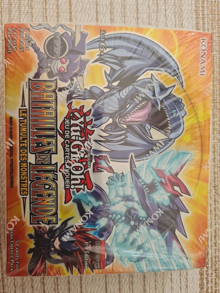 Yugioh La boite de boosters Bataille de Légende en Français